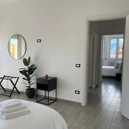 Apartment Honey House - Vista E Montagne Luino