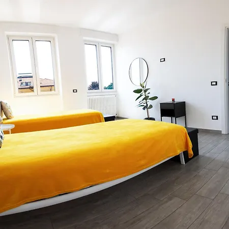 Honey House - Vista E Montagne Luino