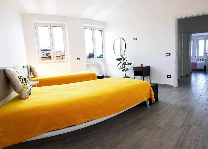 Honey House - Vista E Montagne Luino