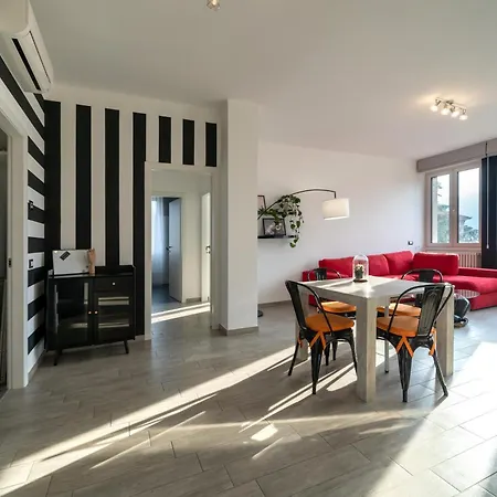 Honey House - Vista E Montagne Apartment Luino