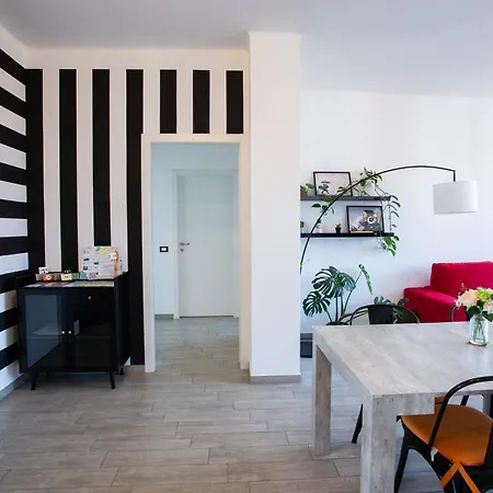 Apartment Honey House - Vista E Montagne Luino