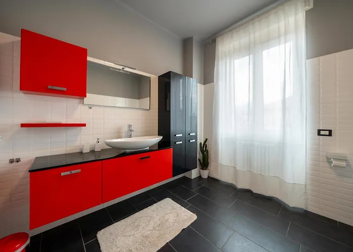 Honey House - Vista E Montagne Luino